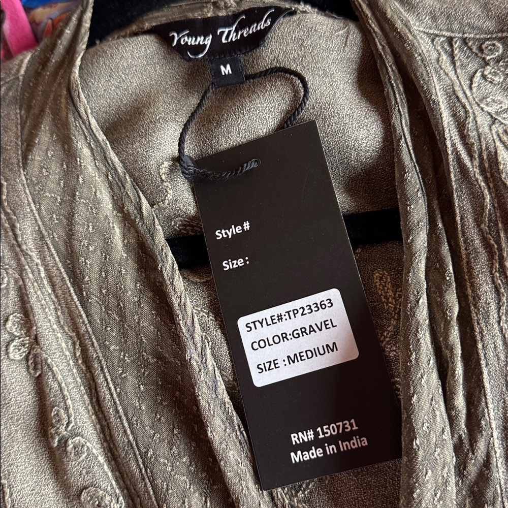 Young Threads Textured Embroidered Patchwork Lightweight Cardigan Kimono NWT - Picture 11 of 12